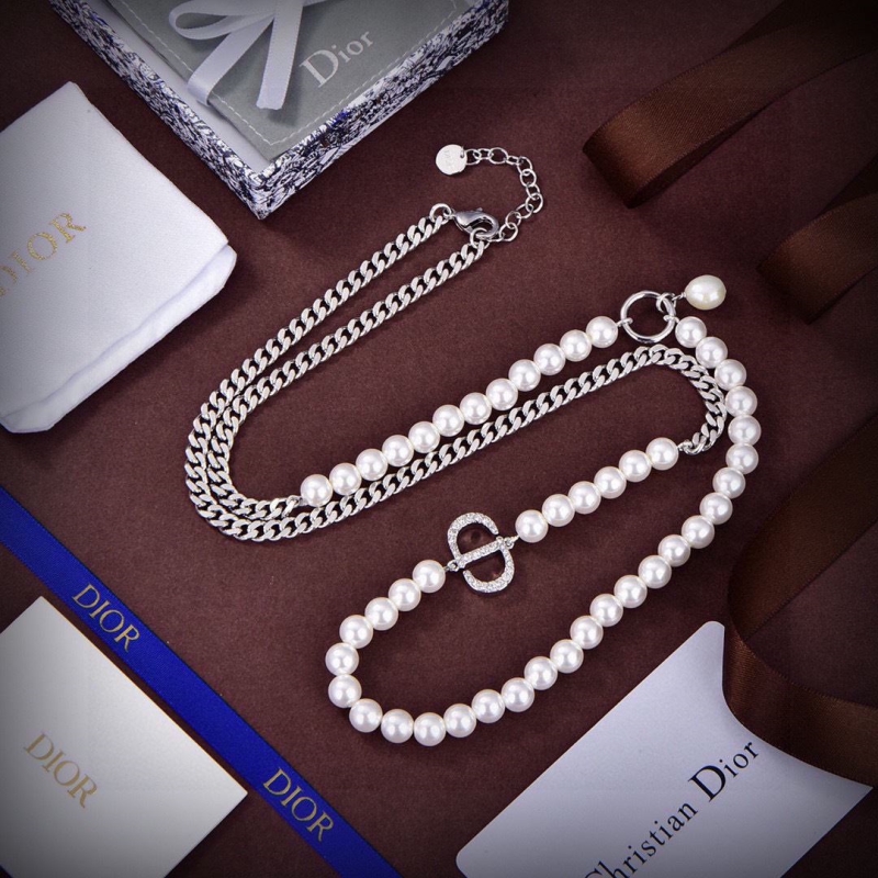 chr1st1an D10r necklaces